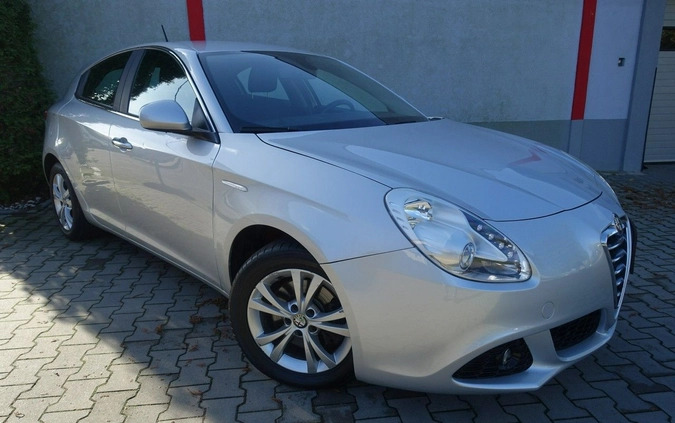 Alfa Romeo Giulietta cena 27900 przebieg: 175000, rok produkcji 2013 z Hajnówka małe 191